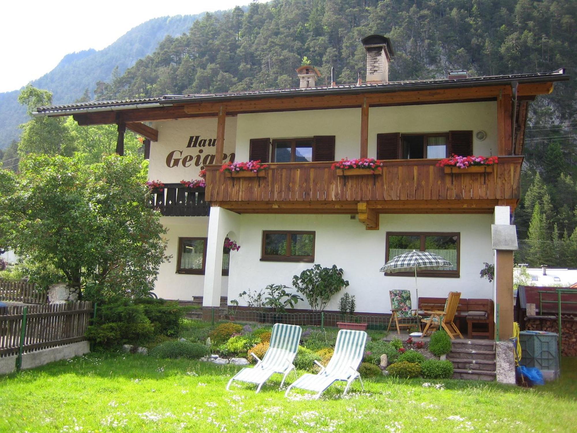 Haus Geiger Bed & Breakfast Scharnitz Exterior foto