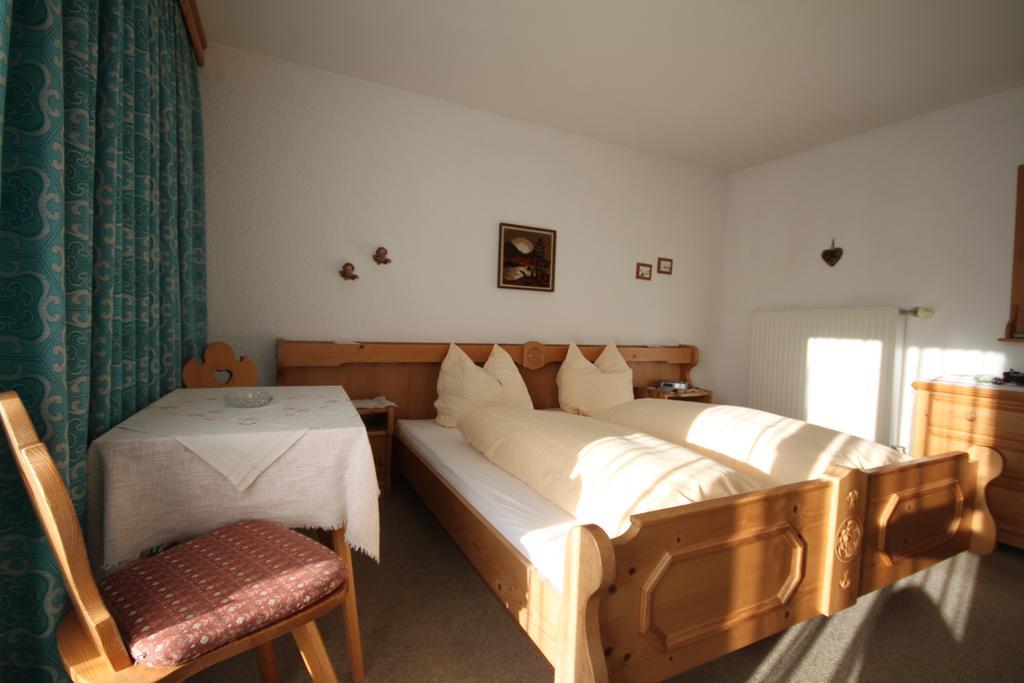 Haus Geiger Bed & Breakfast Scharnitz Exterior foto